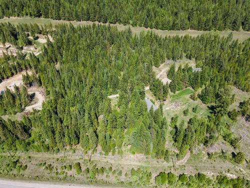 7034 3 Highway, Kitchener, BC - Outdoor With View