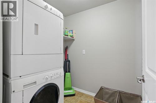 1006 902 Spadina Crescent E, Saskatoon, SK - Indoor Photo Showing Laundry Room