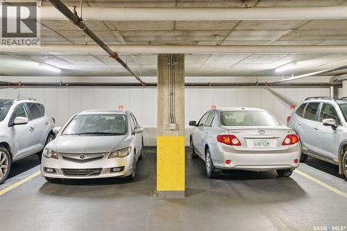 1006 902 Spadina Crescent E, Saskatoon, SK - Indoor Photo Showing Garage
