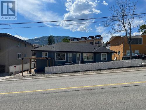 7208 89Th Street, Osoyoos, BC - Outdoor