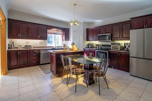 Kitchen - 49 Rue Des Arbres, Dollard-Des-Ormeaux, QC - Indoor Photo Showing Kitchen