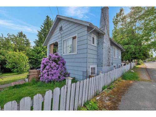 311, 307,315 Holly Ave, Nanaimo, BC 