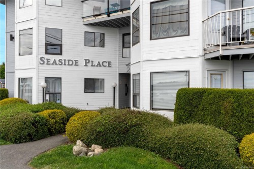 213-2815 Departure Bay Rd, Nanaimo, BC - Outdoor With Balcony