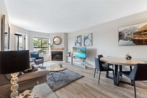 213-2815 Departure Bay Rd, Nanaimo, BC - Indoor With Fireplace