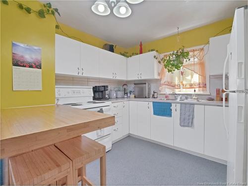 58 Elm St, Moncton, NB 