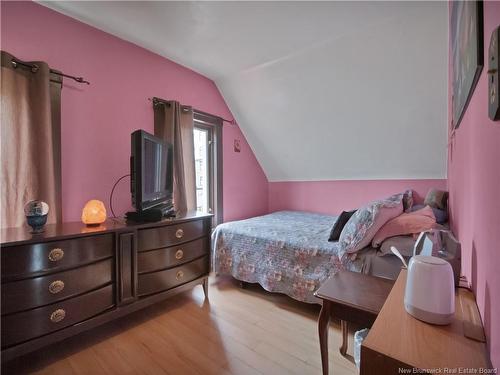 58 Elm St, Moncton, NB 