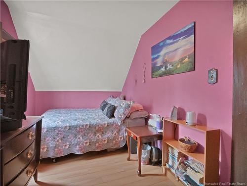 58 Elm St, Moncton, NB 