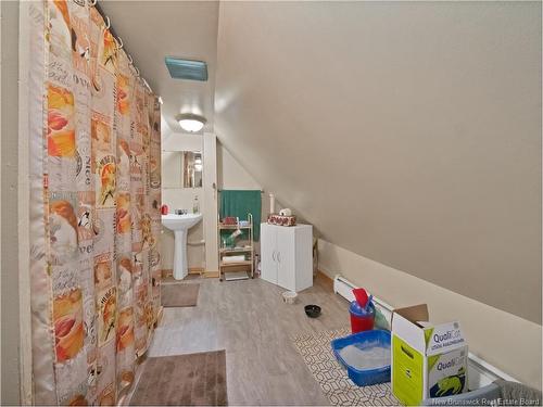 58 Elm St, Moncton, NB 