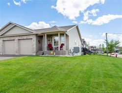 2 Thornhill CRES  Moncton, NB E1A 6B4