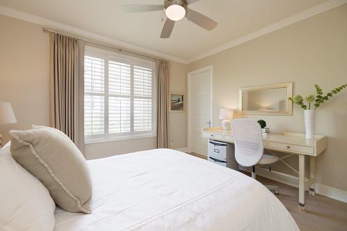 Intergenerational - 22 Place Madison, Hudson, QC - Indoor Photo Showing Bedroom