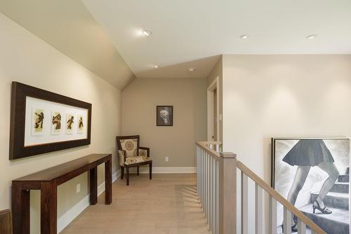 Hall - 22 Place Madison, Hudson, QC - Indoor Photo Showing Other Room