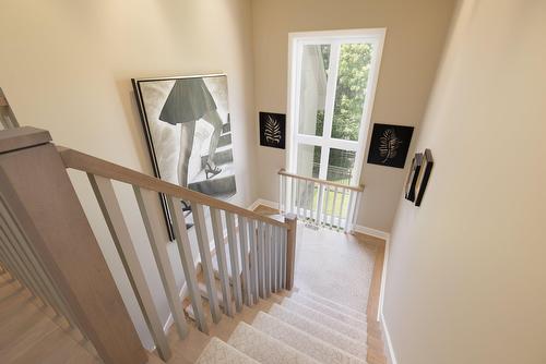 Staircase - 22 Place Madison, Hudson, QC - Indoor Photo Showing Other Room