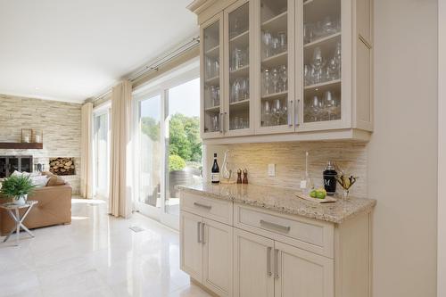 Kitchen - 22 Place Madison, Hudson, QC - Indoor Photo Showing Other Room