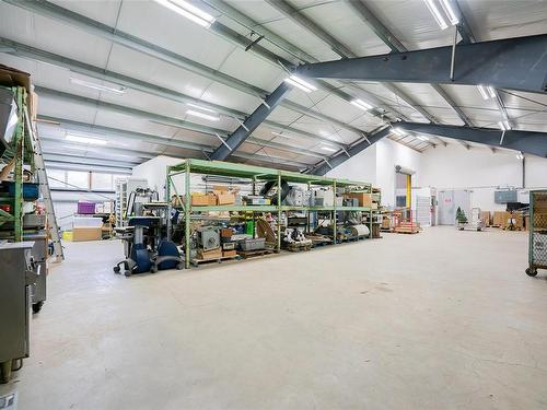 7431 Industrial Rd, Lantzville, BC 