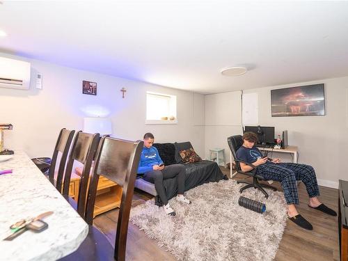 981 Isabell Ave, Langford, BC 