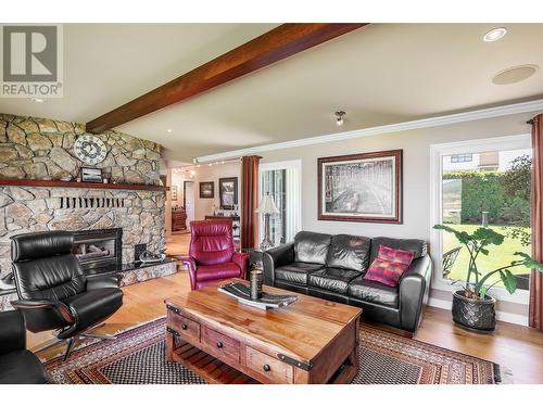 11640 Rogers Road, Lake Country, BC - Indoor Photo Showing Living Room With Fireplace
