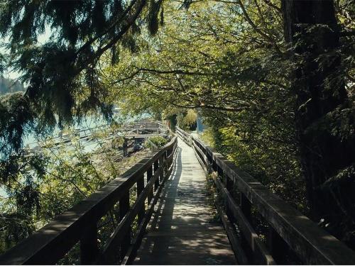 6-167 Regent St, Bamfield, BC 