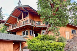 784 Cliffe Rd  Quadra Island, BC V0P 1H0