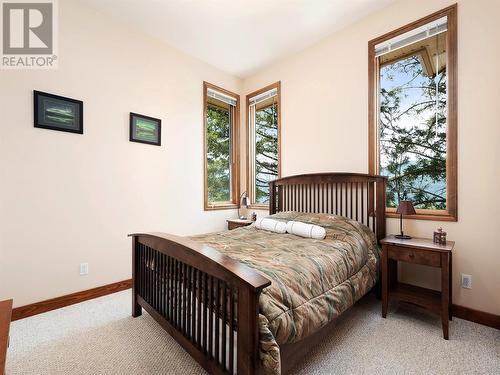 9900 Eastside Road Unit# 9, Vernon, BC - Indoor Photo Showing Bedroom