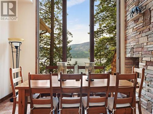 9900 Eastside Road Unit# 9, Vernon, BC - Indoor Photo Showing Dining Room