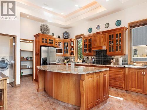 9900 Eastside Road Unit# 9, Vernon, BC - Indoor Photo Showing Kitchen