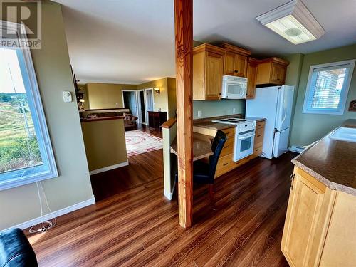 1 Ship Cove Road, Port Rexton, NL - Indoor Photo Showing Kitchen