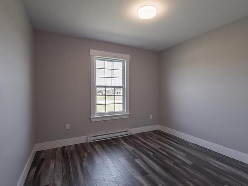 6 Kingsway Drive, New Perth, PE 