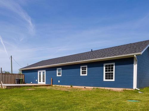 6 Kingsway Drive, New Perth, PE 