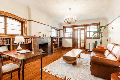 Salle familiale - 3206 Boul. The Boulevard, Westmount, QC - Indoor Photo Showing Living Room With Fireplace