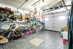 Garage - 