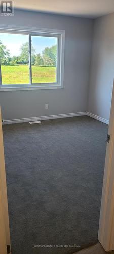 17 Renfrew Trail, Welland, ON - Indoor Photo Showing Other Room