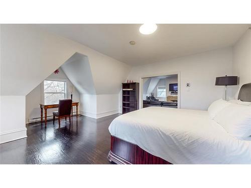 23 Rennies Mill Road, St John'S, NL 