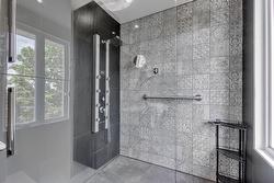 Salle de bains attenante à la CCP - 