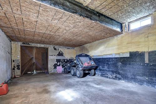Garage - 1030 Route St-Joseph, Sainte-Émélie-De-L'Énergie, QC - Indoor Photo Showing Garage