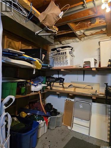 11 Keeler Street, Waldeck, SK - Indoor