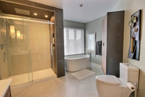 Salle de bains - 60 Av. Victor, Rouyn-Noranda, QC - Indoor Photo Showing Bathroom