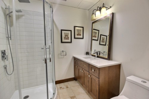 Salle de bains - 60 Av. Victor, Rouyn-Noranda, QC - Indoor Photo Showing Bathroom