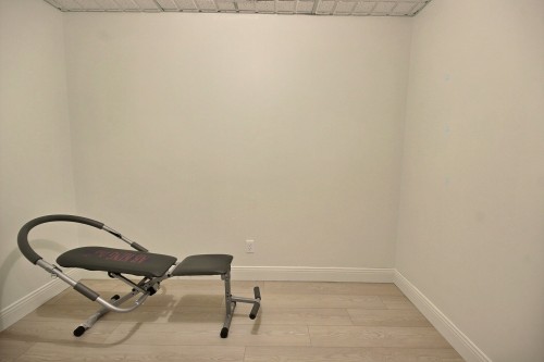 Rangement - 60 Av. Victor, Rouyn-Noranda, QC - Indoor