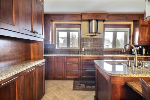 Cuisine - 60 Av. Victor, Rouyn-Noranda, QC - Indoor Photo Showing Kitchen