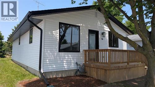 2761 Oil Heritage Road Unit# 20, Oil Springs, ON - Outdoor