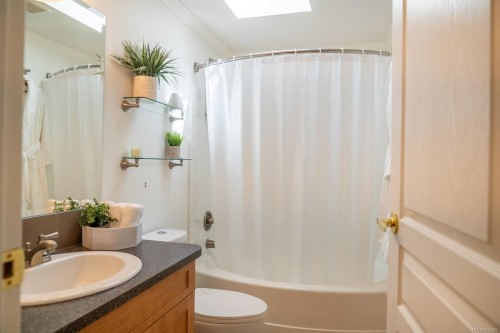 2604 Dory Way, Pender Island, BC 