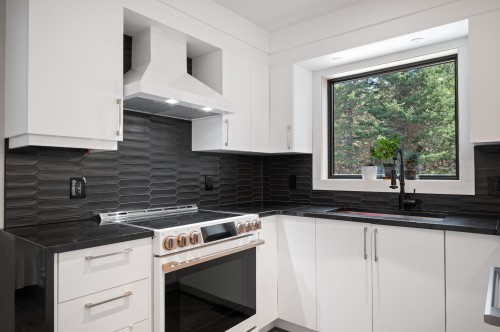 Cuisine - 153Z Route 323, Brébeuf, QC 