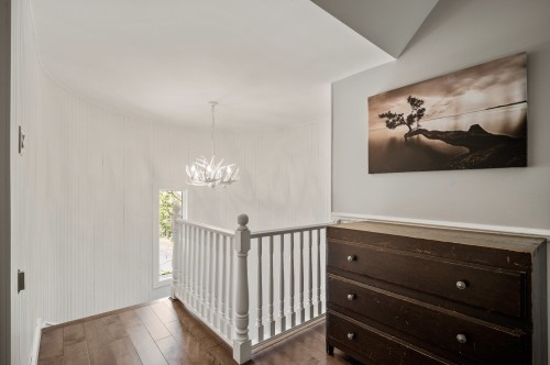 Corridor - 153Z Route 323, Brébeuf, QC 