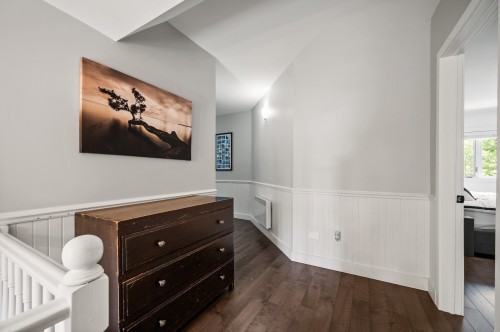 Corridor - 153Z Route 323, Brébeuf, QC 