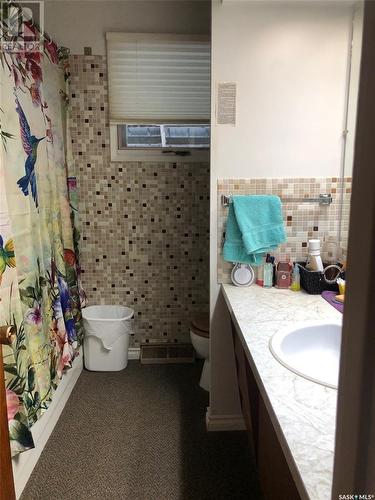 226 Saskatchewan Street E, Kamsack, SK - Indoor Photo Showing Bathroom