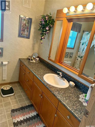 313 First Street, North Portal, SK 