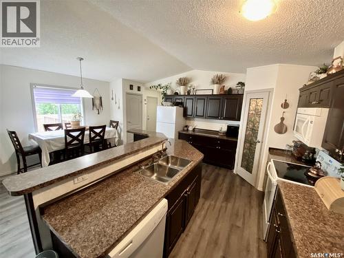 114 3 Street E, Carnduff, SK 