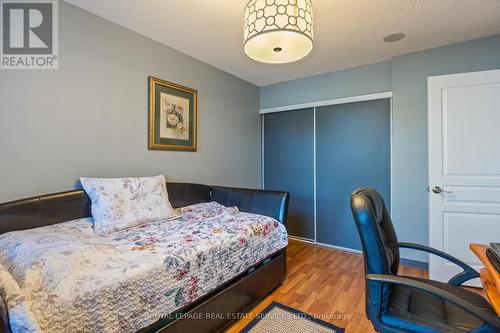 101 - 9 Northern Heights Drive, Richmond Hill, ON - Indoor Photo Showing Bedroom
