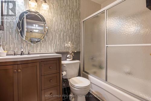 101 - 9 Northern Heights Drive, Richmond Hill, ON - Indoor Photo Showing Bathroom