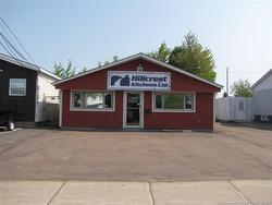 59 Pacific  Moncton, NB E1E 2G2